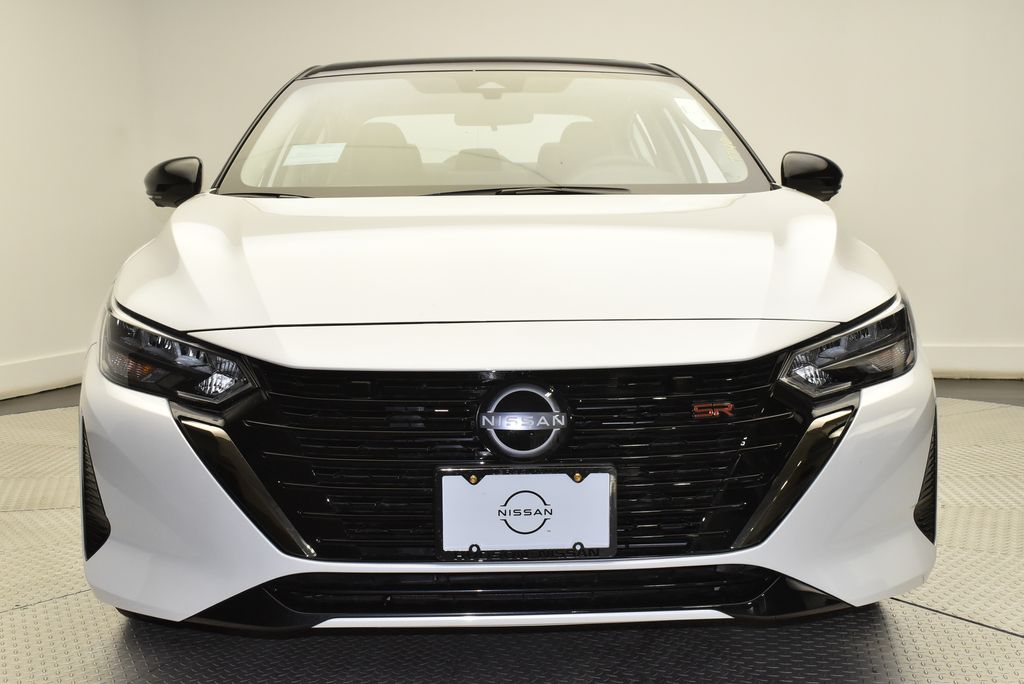 2025 Nissan Sentra SR photo 2