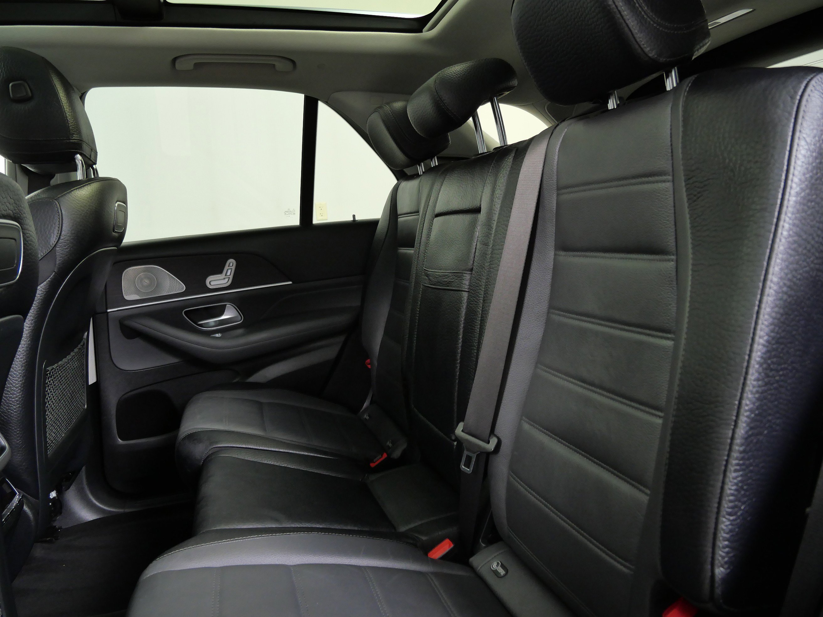 Used 2020 Mercedes-Benz GLE GLE450 with VIN 4JGFB5KE8LA009548 for sale in Minnetonka, Minnesota