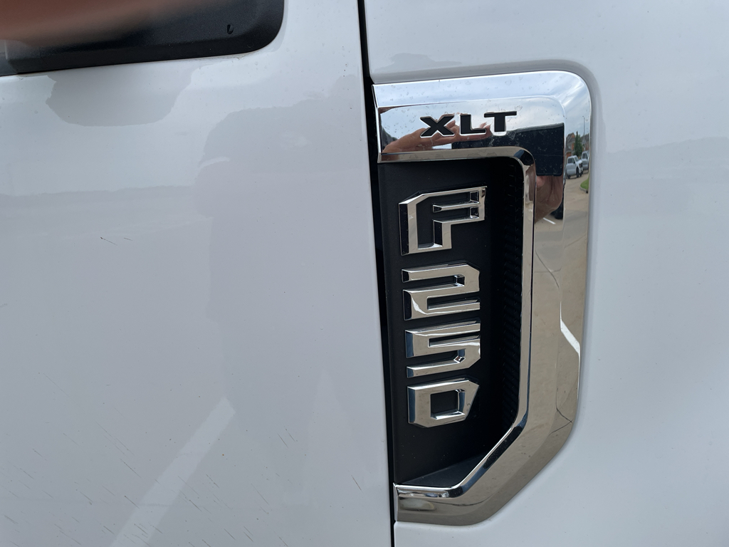 2017 Ford F-250 XLT photo 10