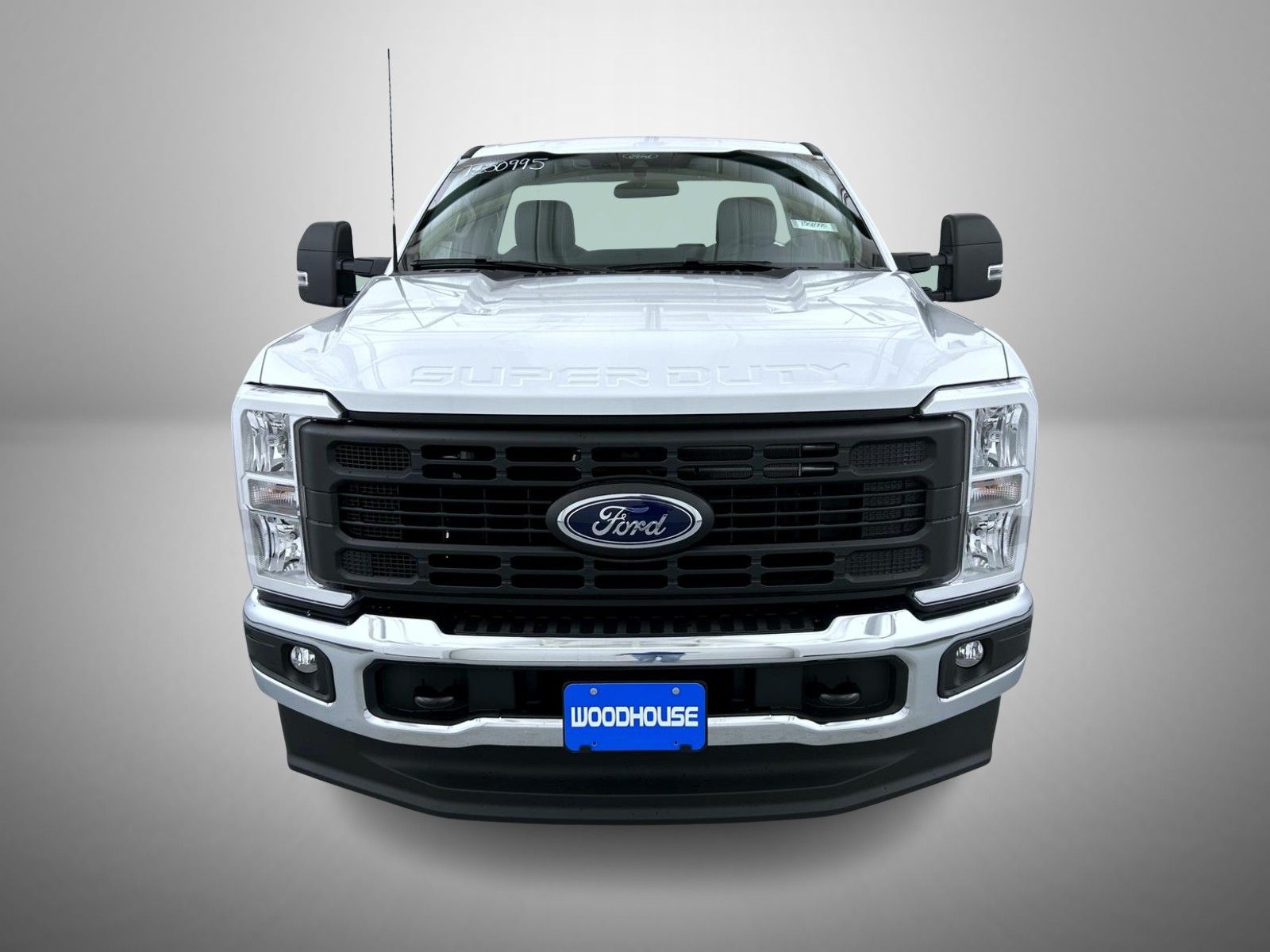 2025 Ford F-250 photo 2