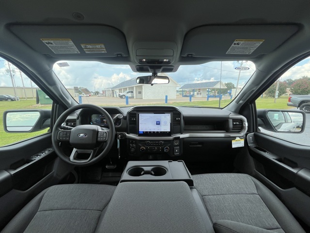 2025 Ford F-150 XL photo 5