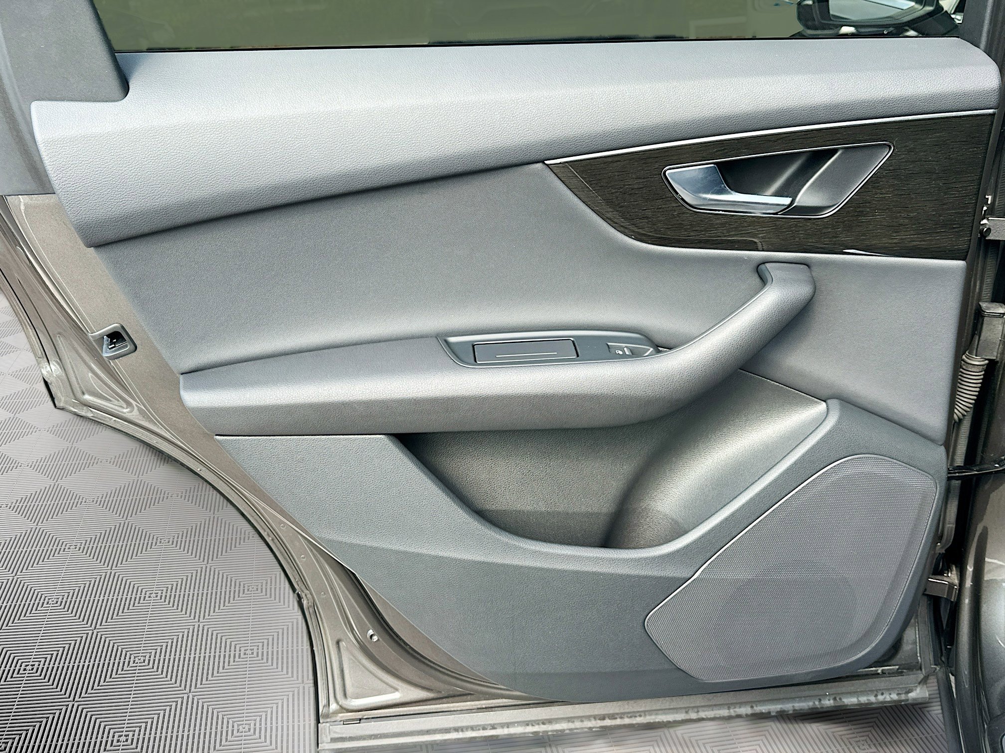2023 Audi Q7 Premium photo 26