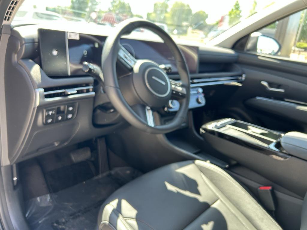 2025 Hyundai Tucson Hybrid Limited photo 10