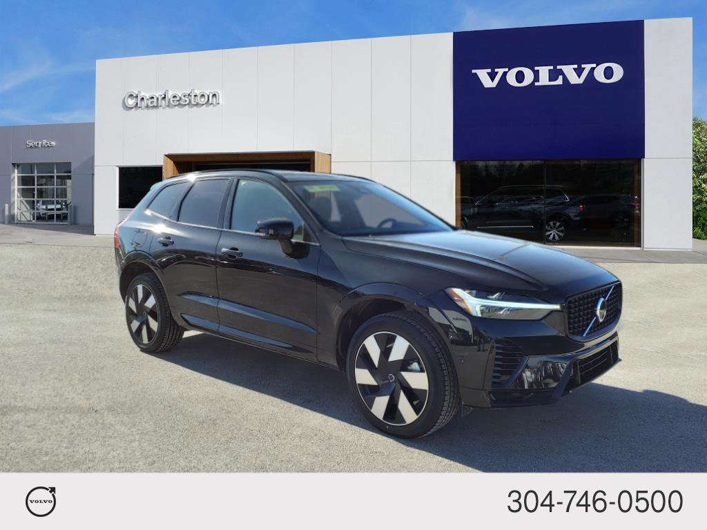 2025 Volvo XC60 Plus's photo