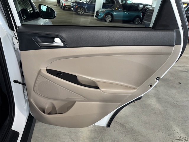 2021 Hyundai Tucson SE photo 9