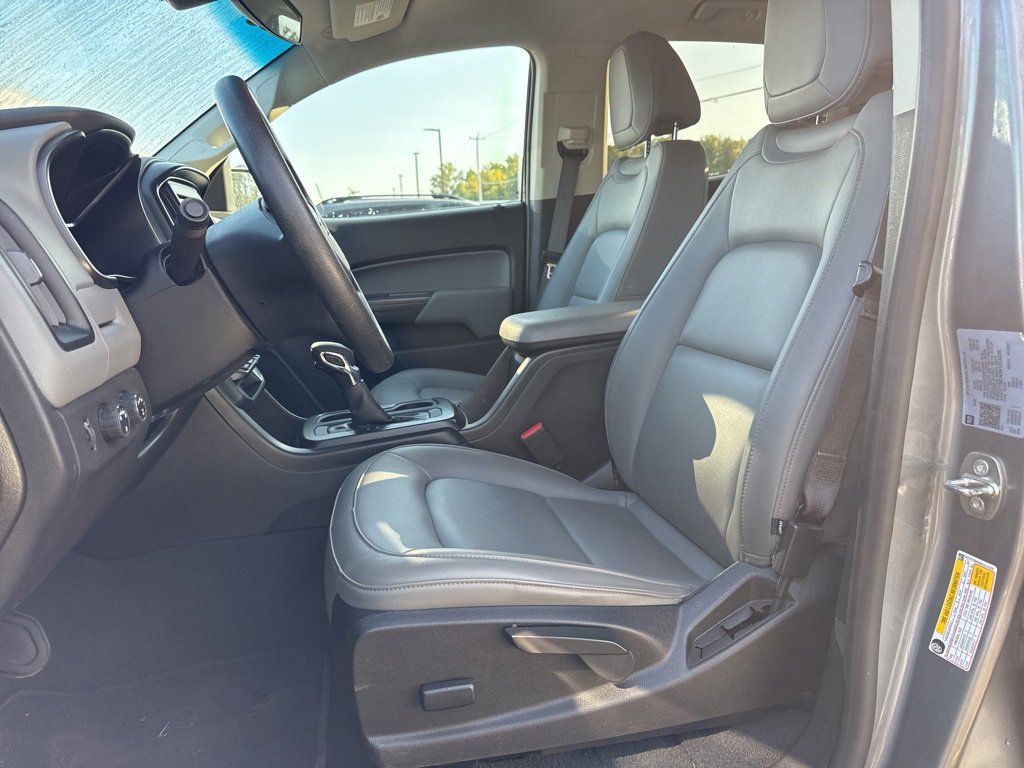 2022 Chevrolet Colorado Work Truck photo 3