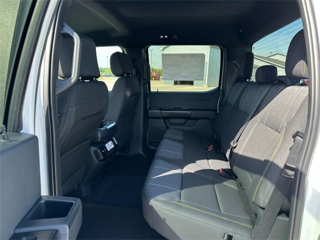 2025 Ford F-150 STX photo 4