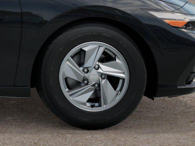 2025 Hyundai Elantra SE photo 8