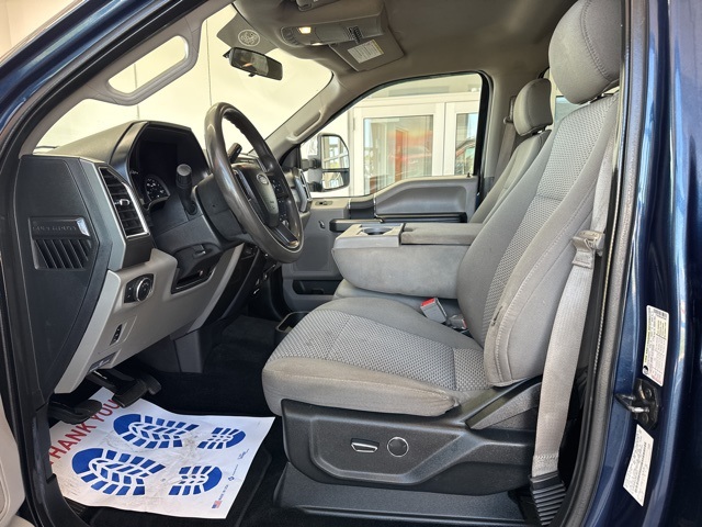 2018 Ford F-350 XLT photo 11