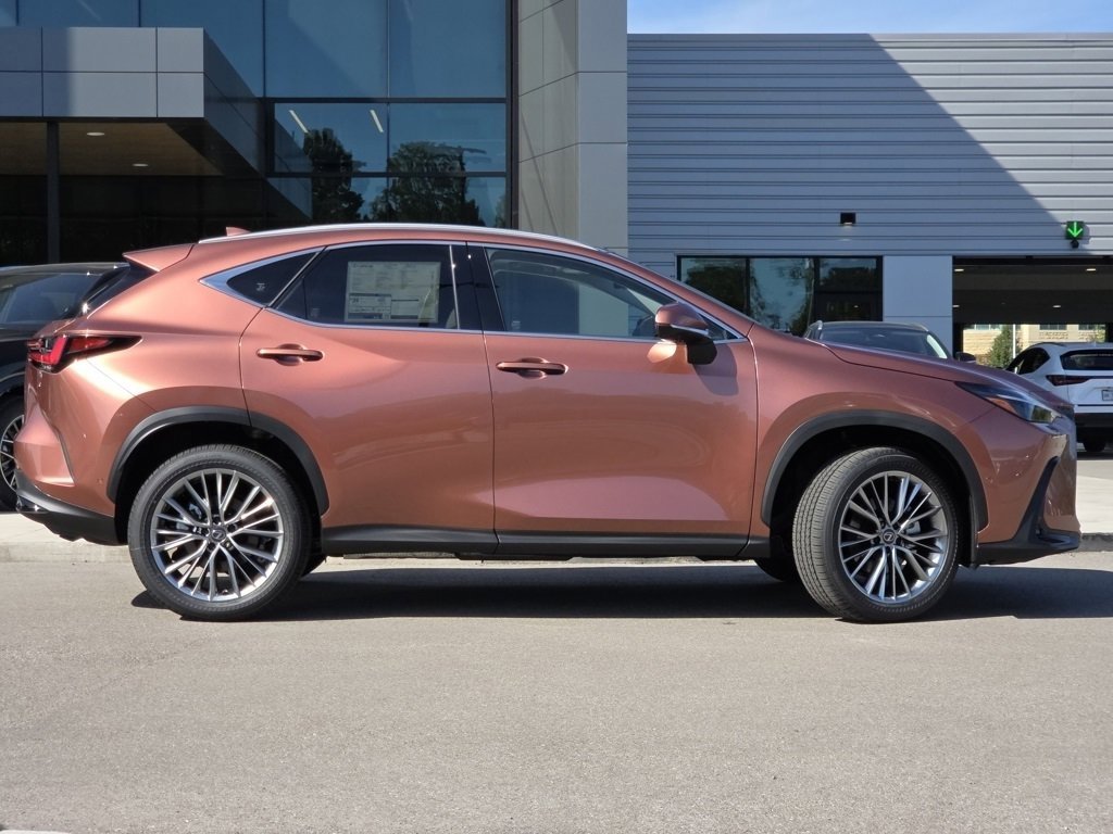 2026 Lexus NX 350h Luxury AWD photo 23