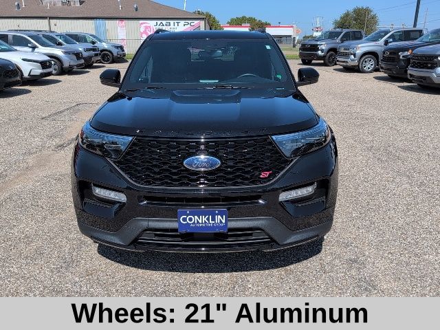 2022 Ford Explorer ST photo 12