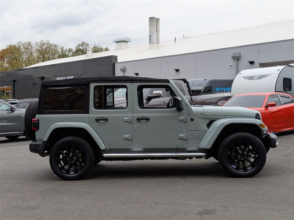 2023 Jeep Wrangler Sahara 4xe photo 2