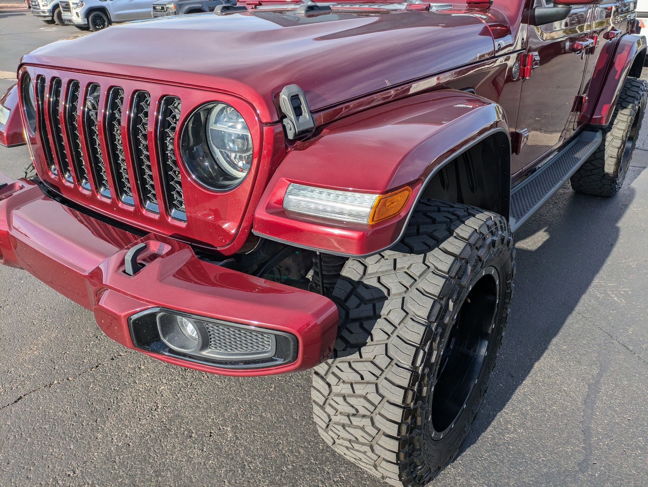 2021 Jeep Wrangler Unlimited Sahara High Altitude photo 8