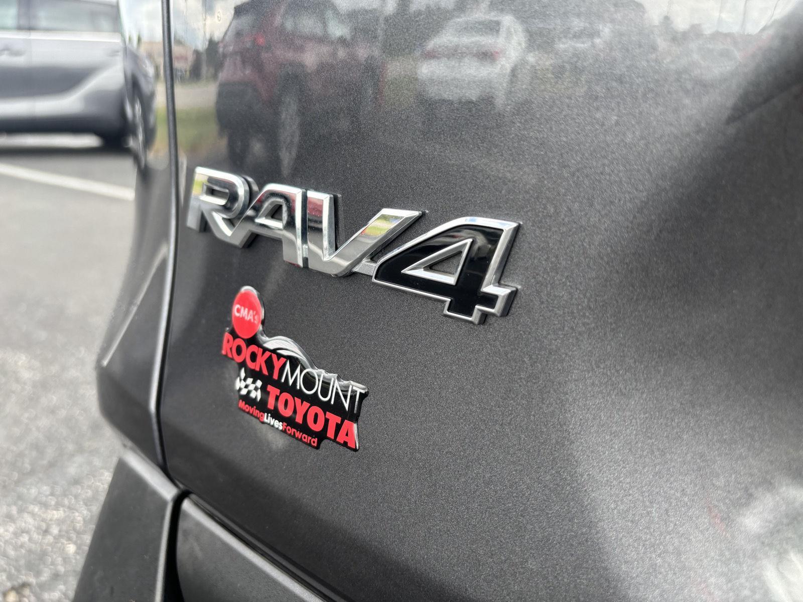 2023 Toyota RAV4 XLE photo 37