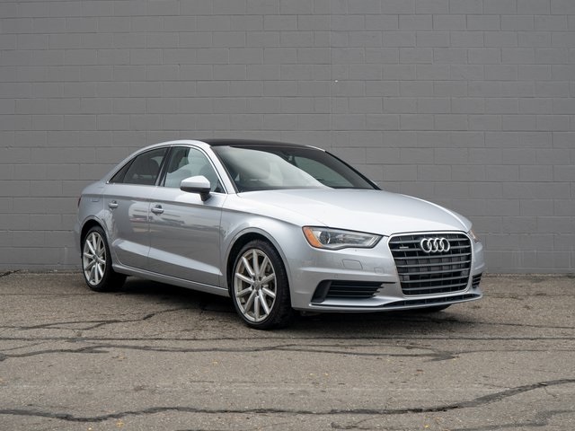 2016 Audi A3 2.0T Premium Plus photo 7