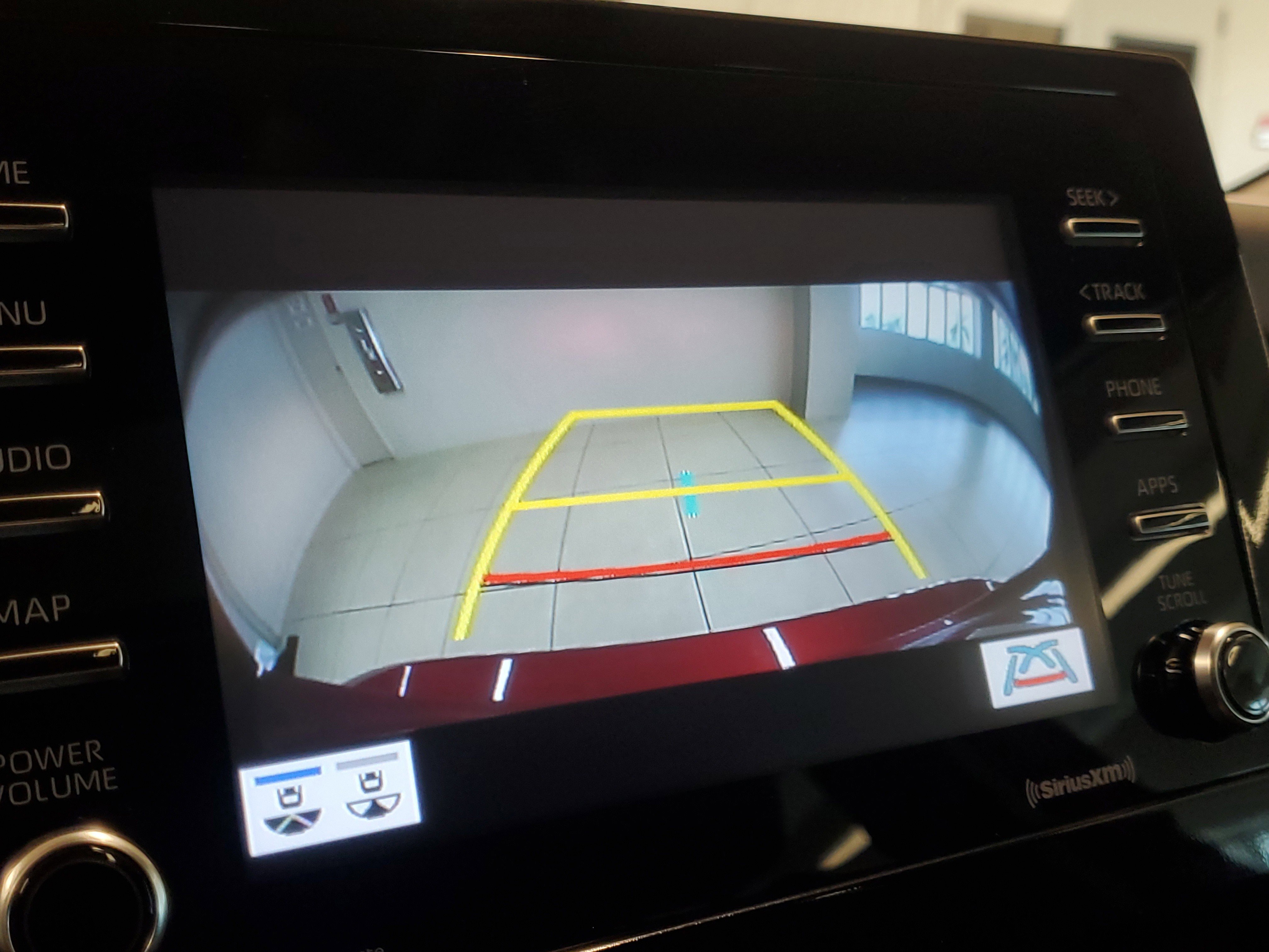 2022 Toyota Camry SE photo 12