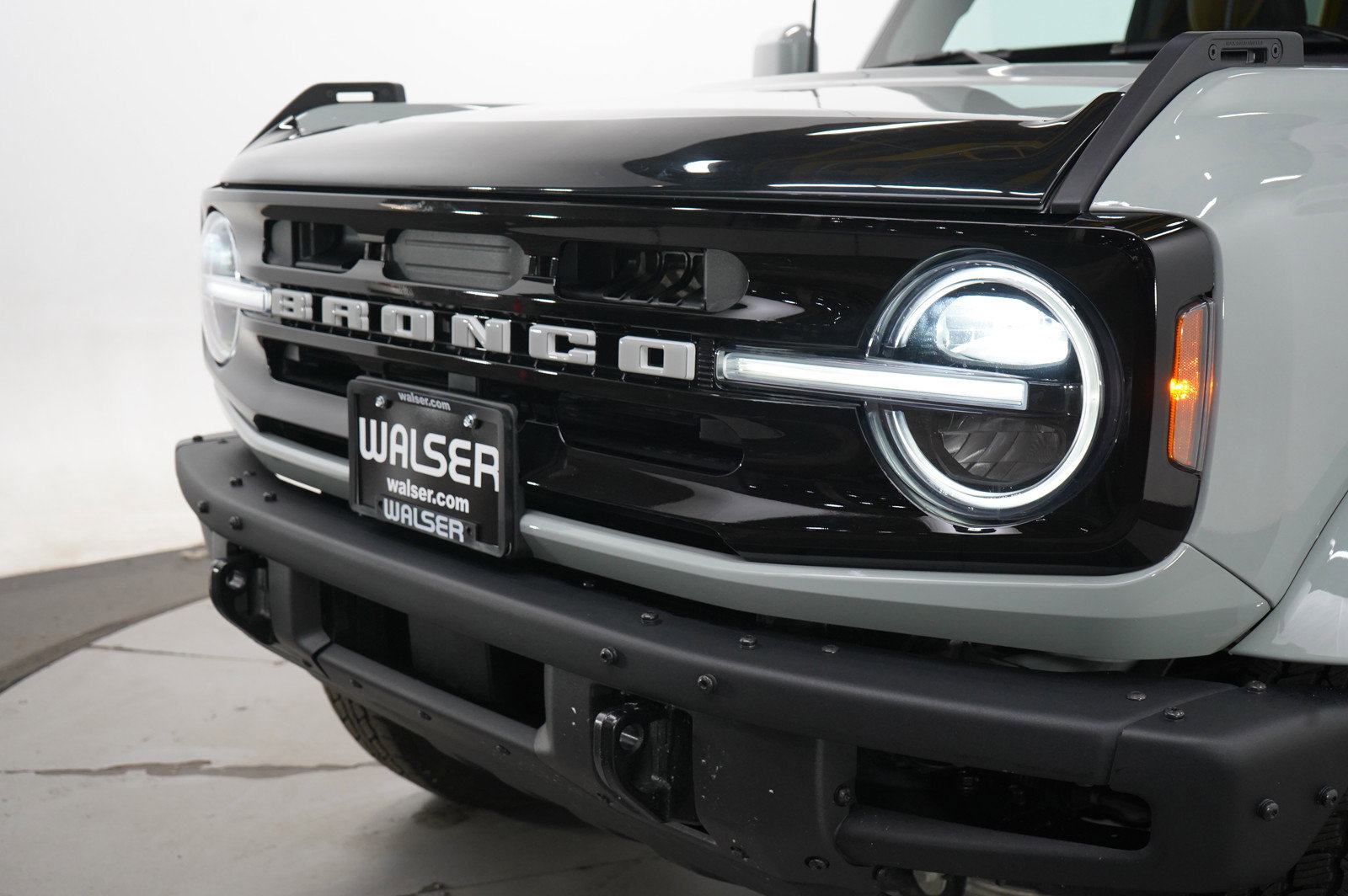 2024 Ford Bronco Outer Banks photo 32