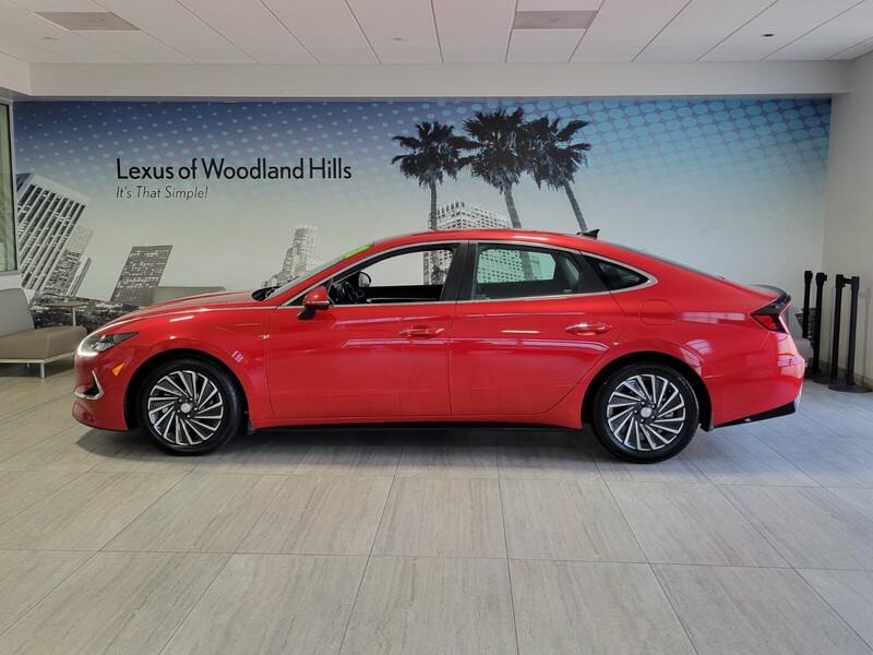 2020 Hyundai Sonata SEL photo 2