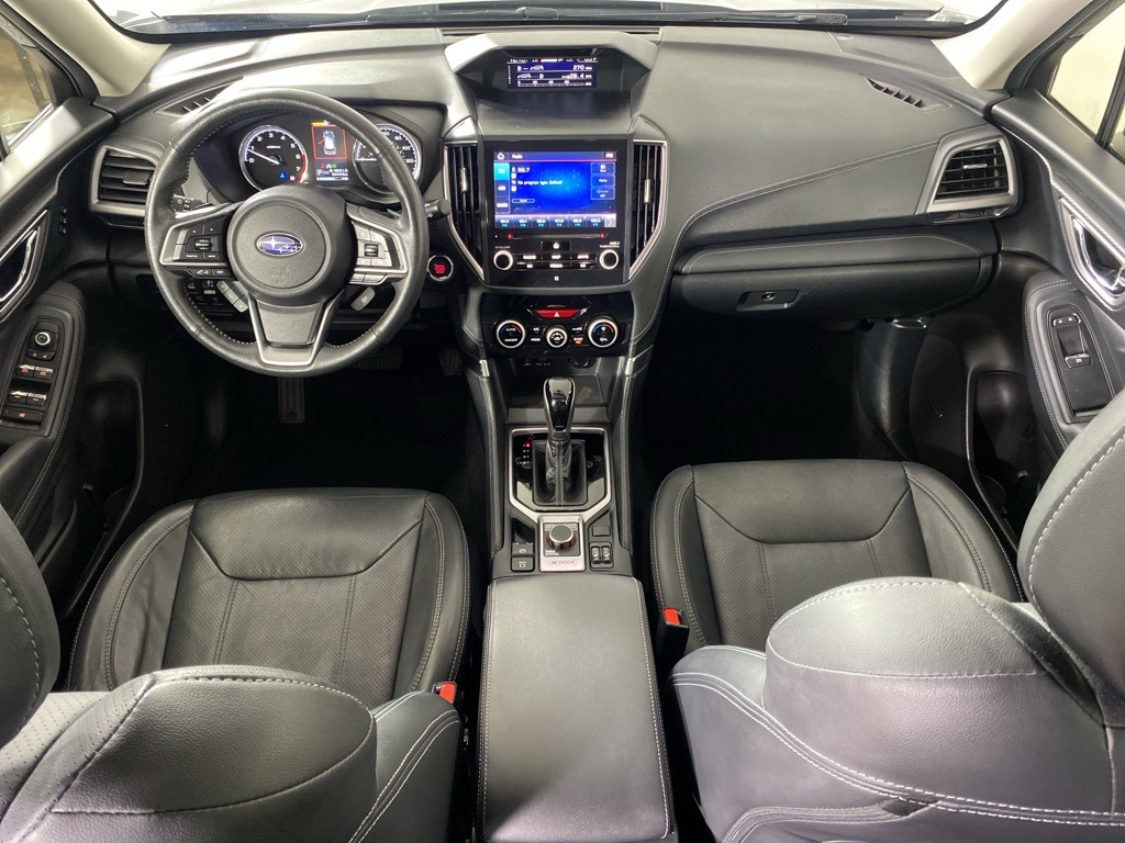 2021 Subaru Forester Touring photo 2