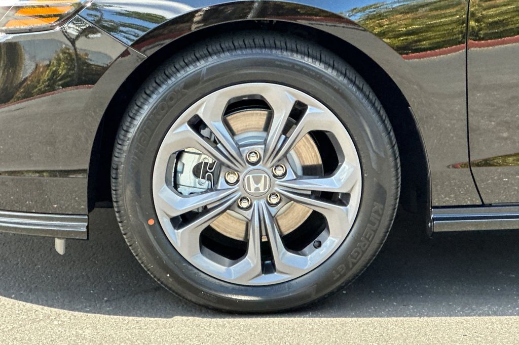 2025 Honda Accord Hybrid EX-L photo 30