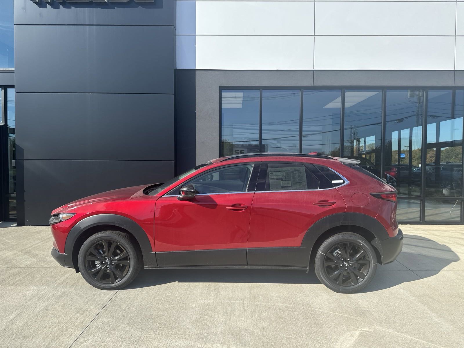 2025 Mazda CX-30 2.5 Turbo Premium Plus photo 3