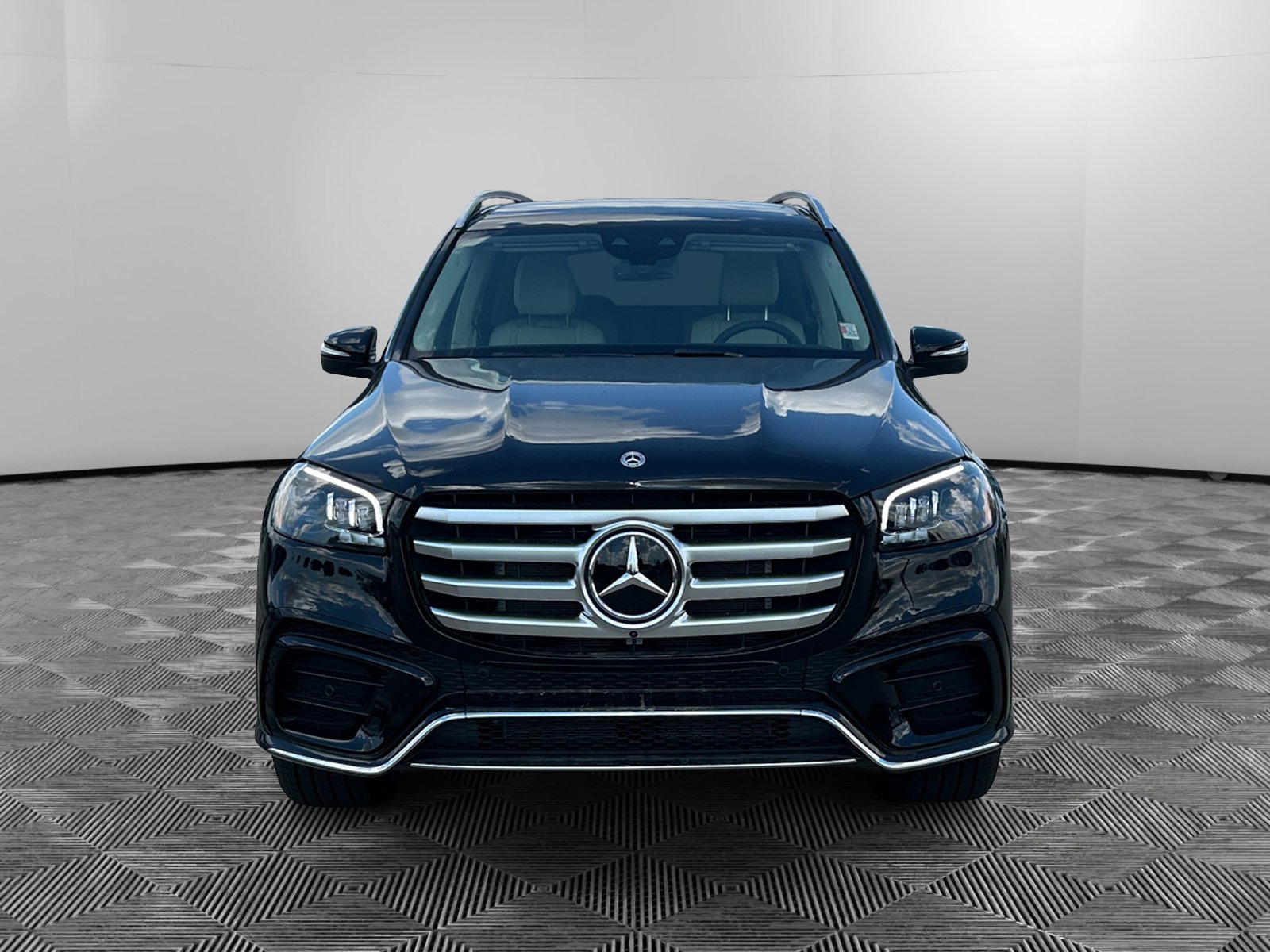 2025 Mercedes Benz GLS 450 4MATIC photo 8