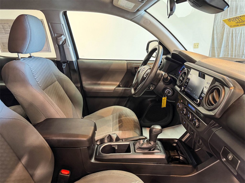 2022 Toyota Tacoma SR V6 photo 23