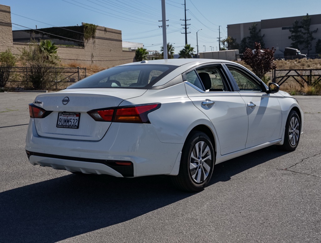2025 Nissan Altima 2.5 S photo 3
