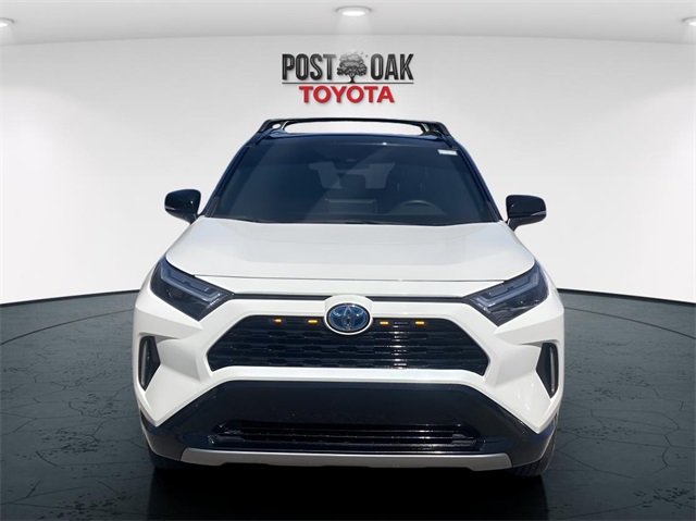 2022 Toyota RAV4 Hybrid XSE photo 3