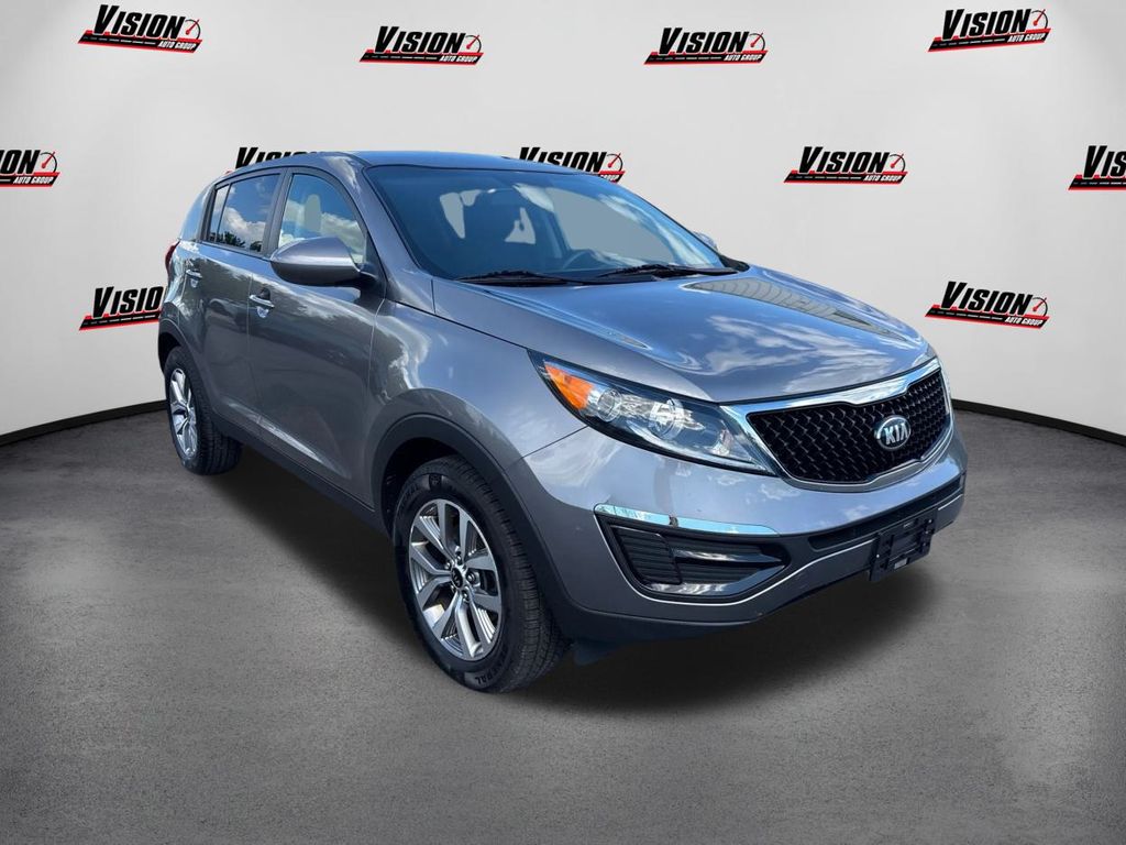 2015 Kia Sportage LX photo 3
