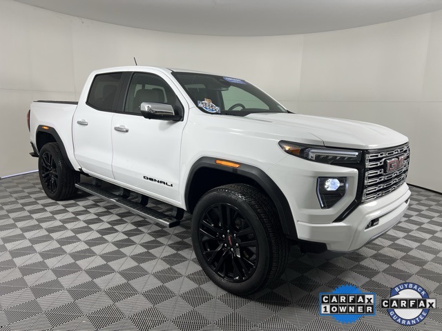 2024 GMC Canyon Denali's photo