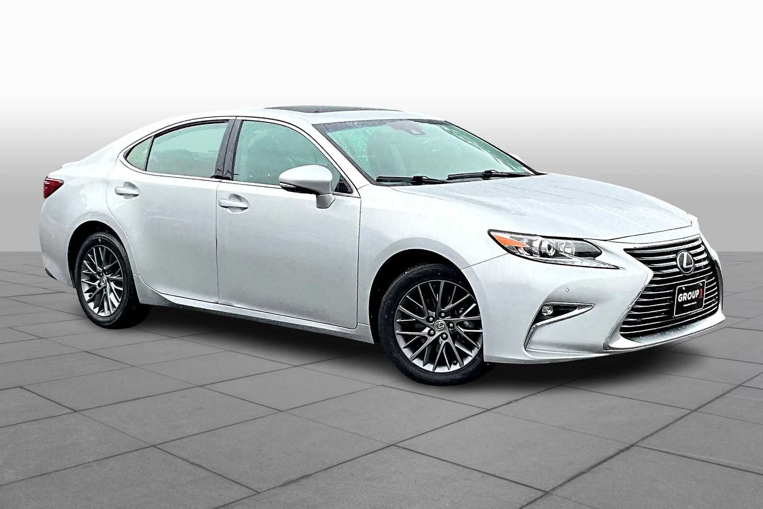 2018 Lexus ES 350 photo 2