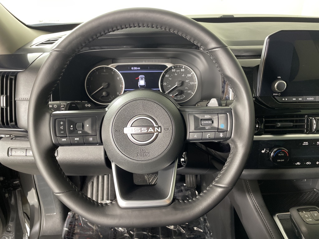 2025 Nissan Pathfinder SV photo 22