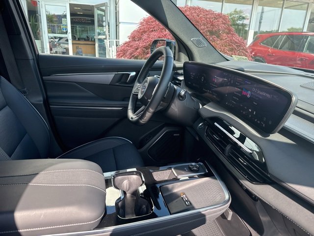 2025 Buick Enclave Sport Touring photo 27