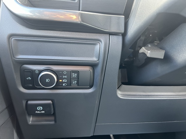 2024 Ford F-150 STX photo 14