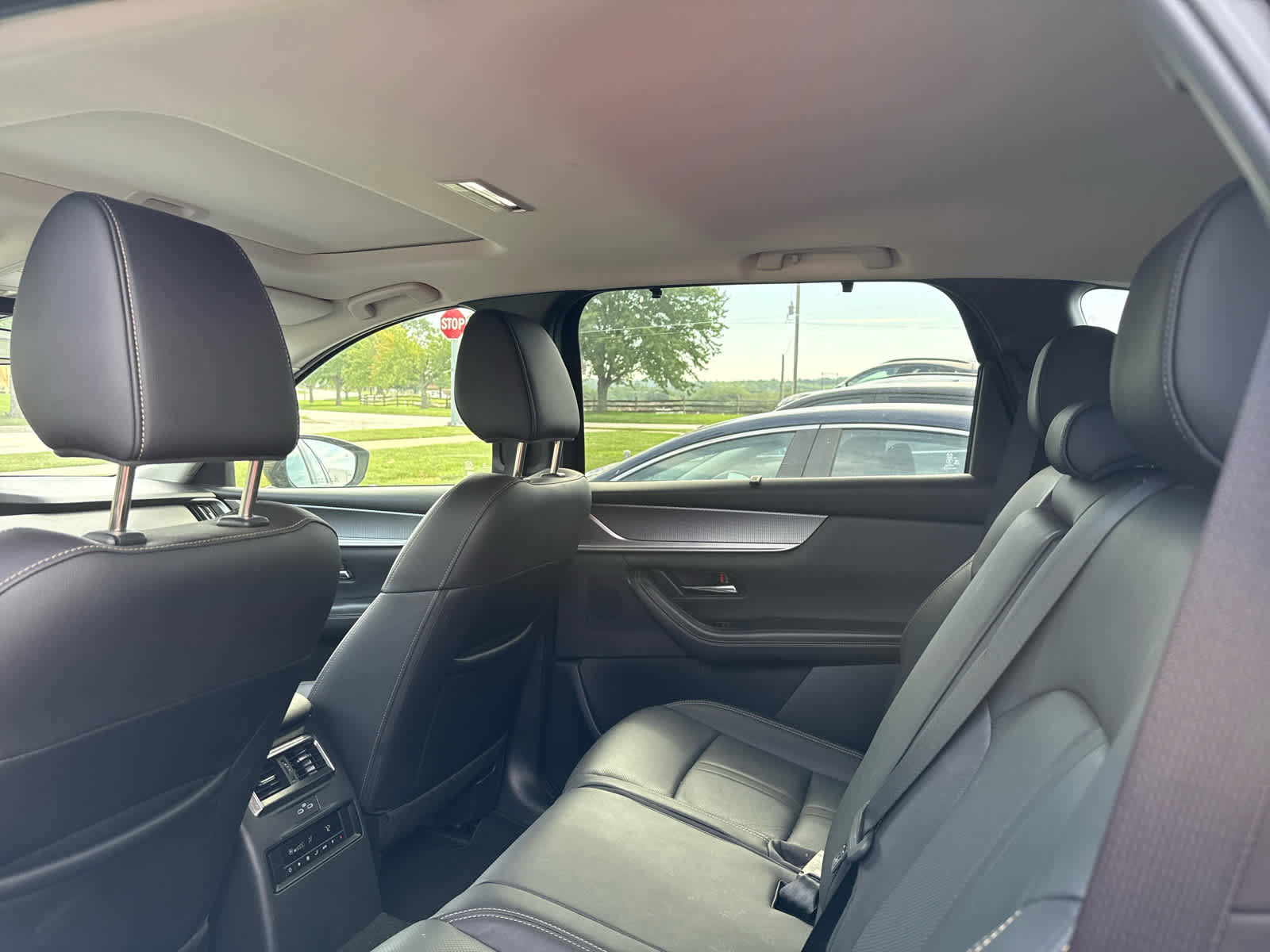2025 Mazda CX-70 3.3 Turbo Preferred photo 4
