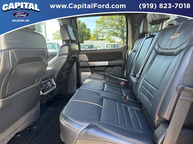 2023 Ford F-250 photo 16