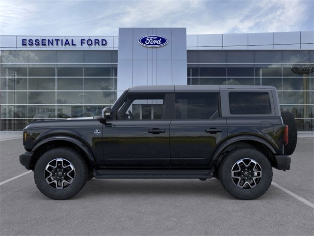 2025 Ford Bronco Outer Banks photo 3