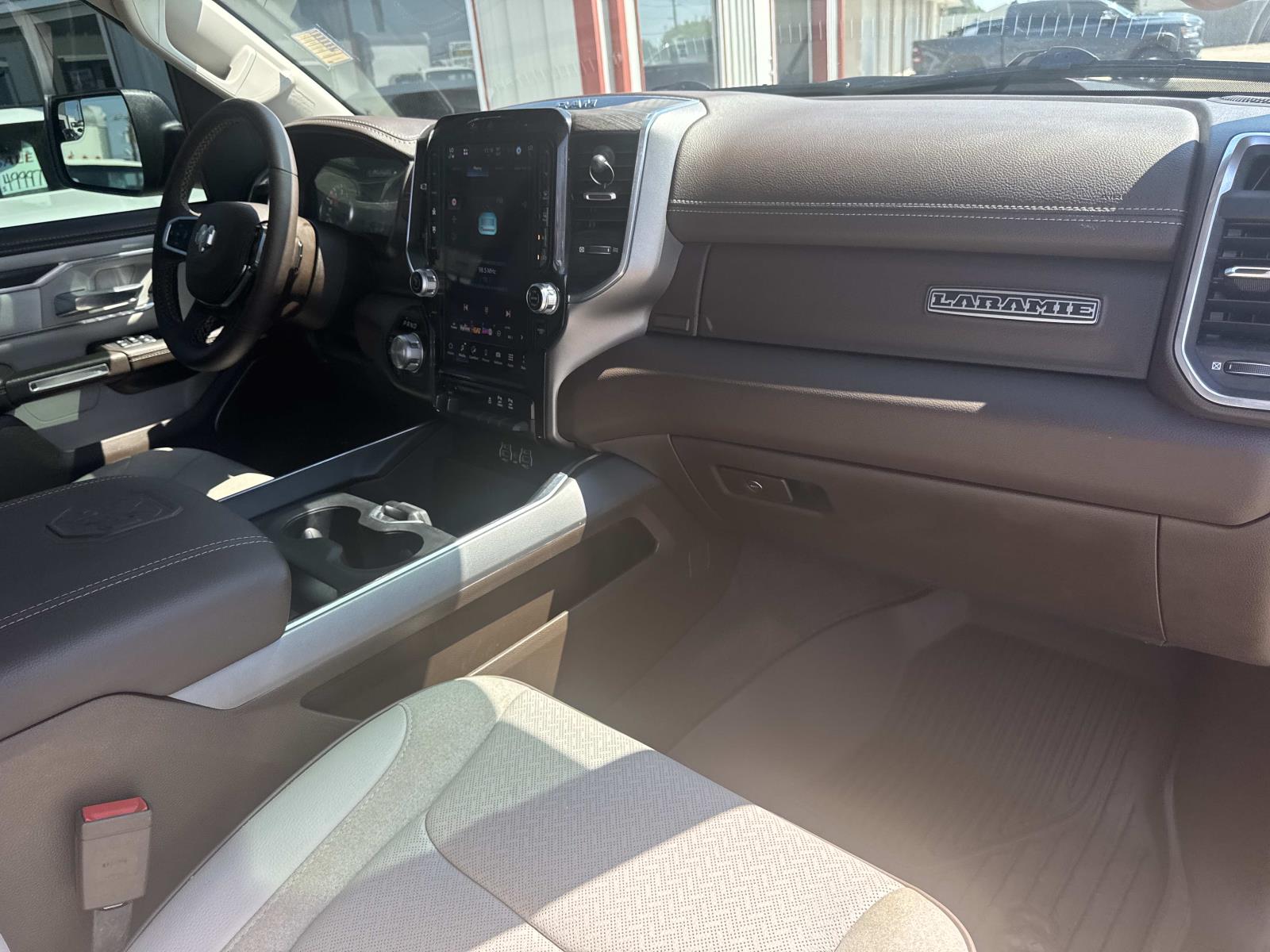 2025 Ram 1500 Laramie photo 10