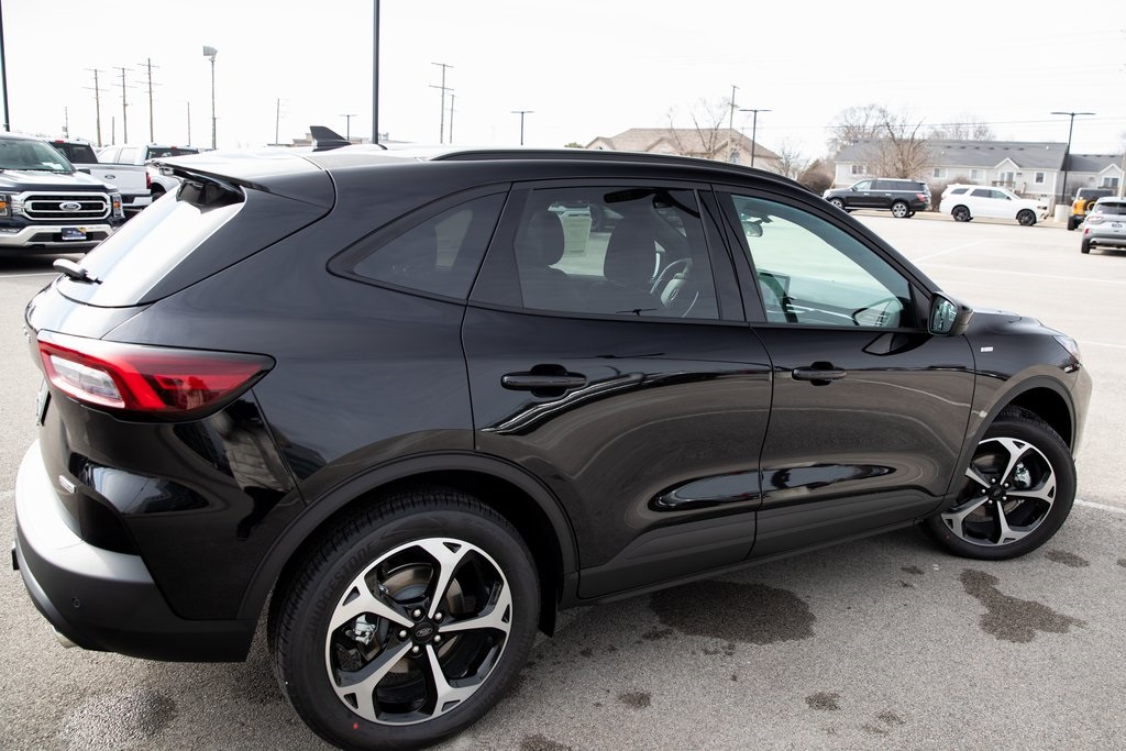 2025 Ford Escape ST-Line Select photo 6