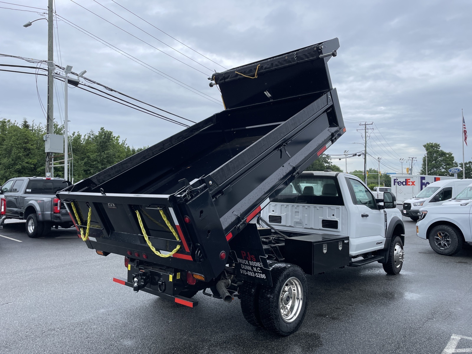 2024 Ford F-550 photo 29
