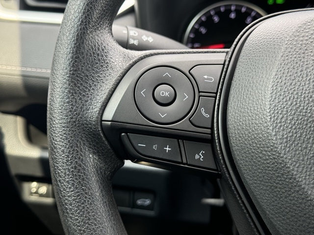 2022 Toyota RAV4 XLE photo 15
