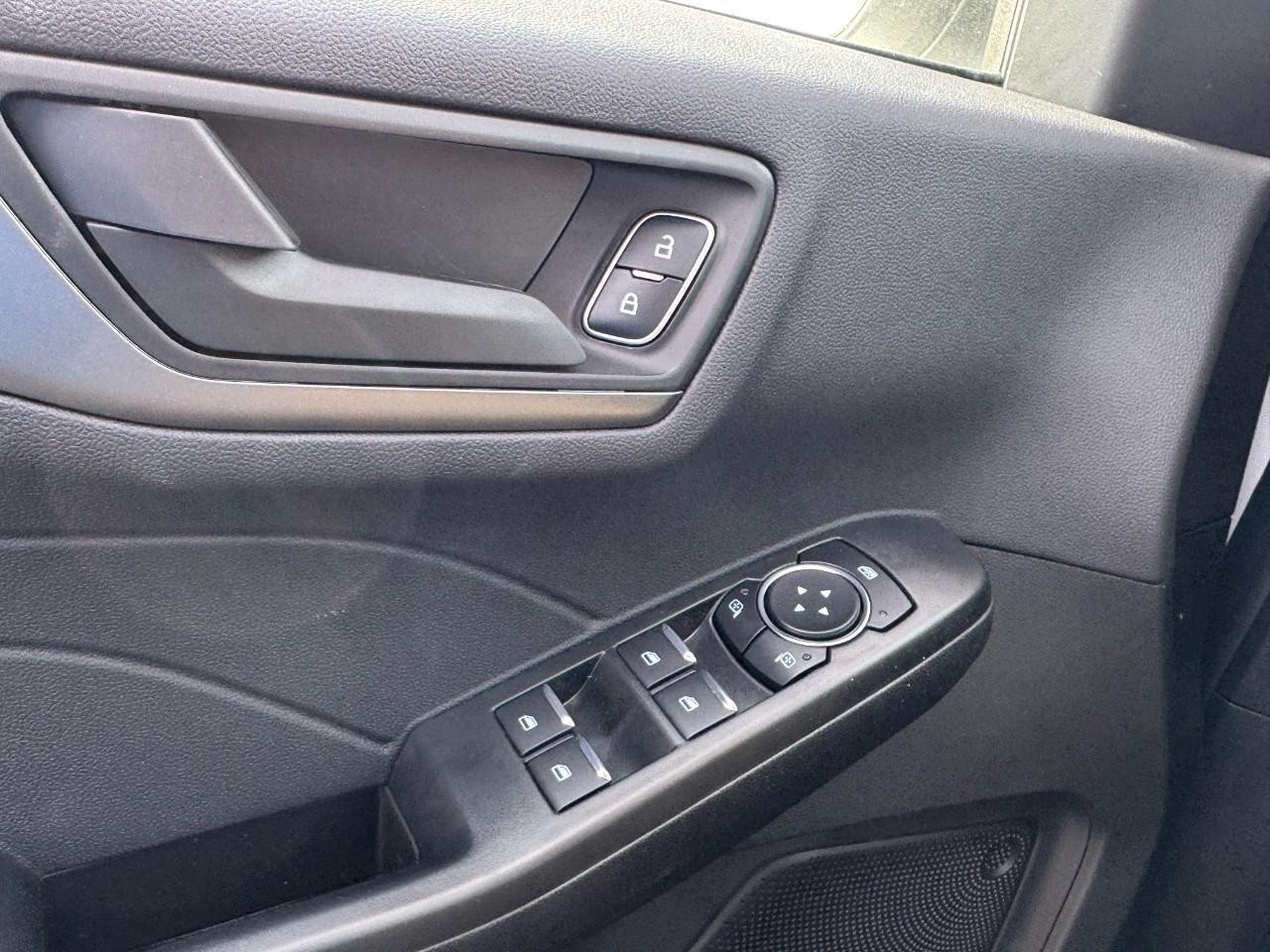 2025 Ford Escape Active photo 12