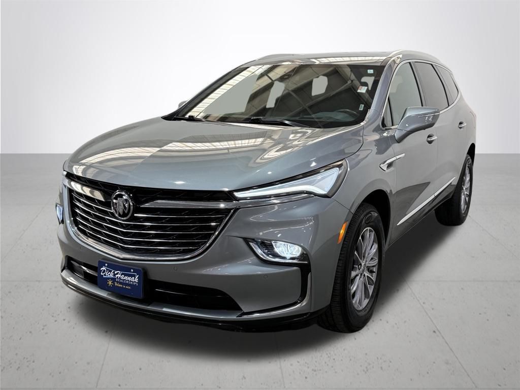 2024 Buick Enclave Premium photo 2