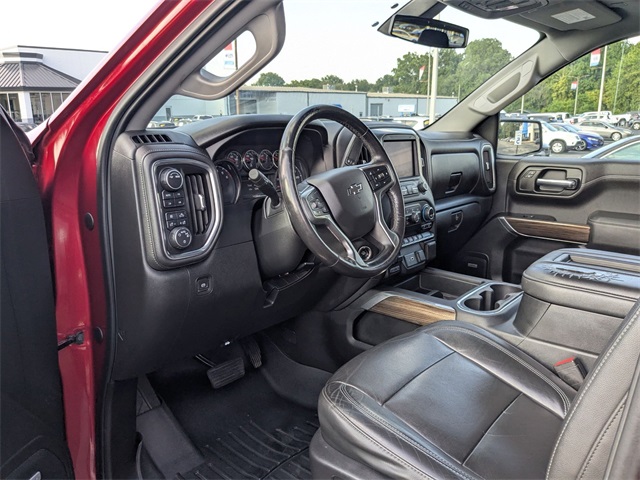 2020 Chevrolet Silverado 1500 RST photo 2