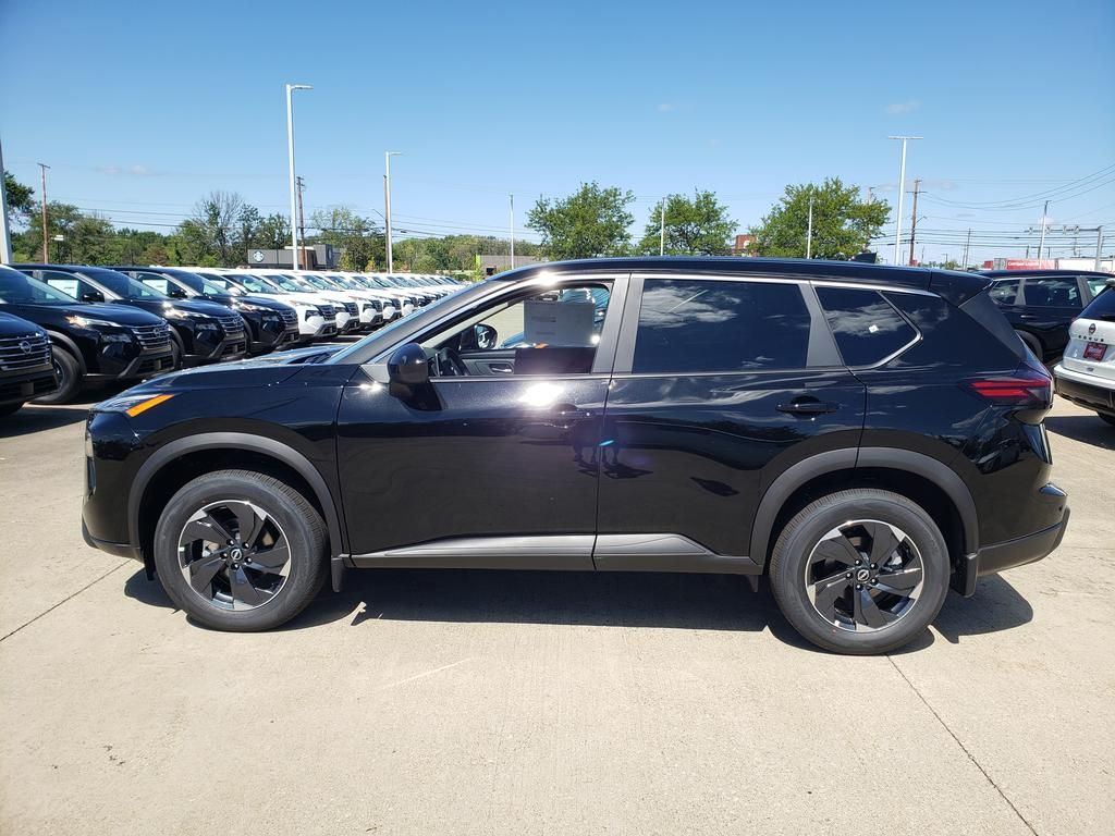 2026 Nissan Rogue SV photo 3