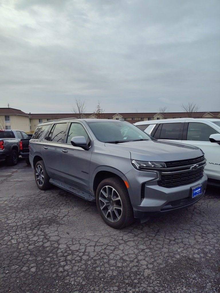 2021 Chevrolet Tahoe RST photo 2