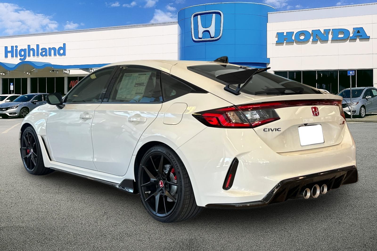2025 Honda Civic Type R photo 2