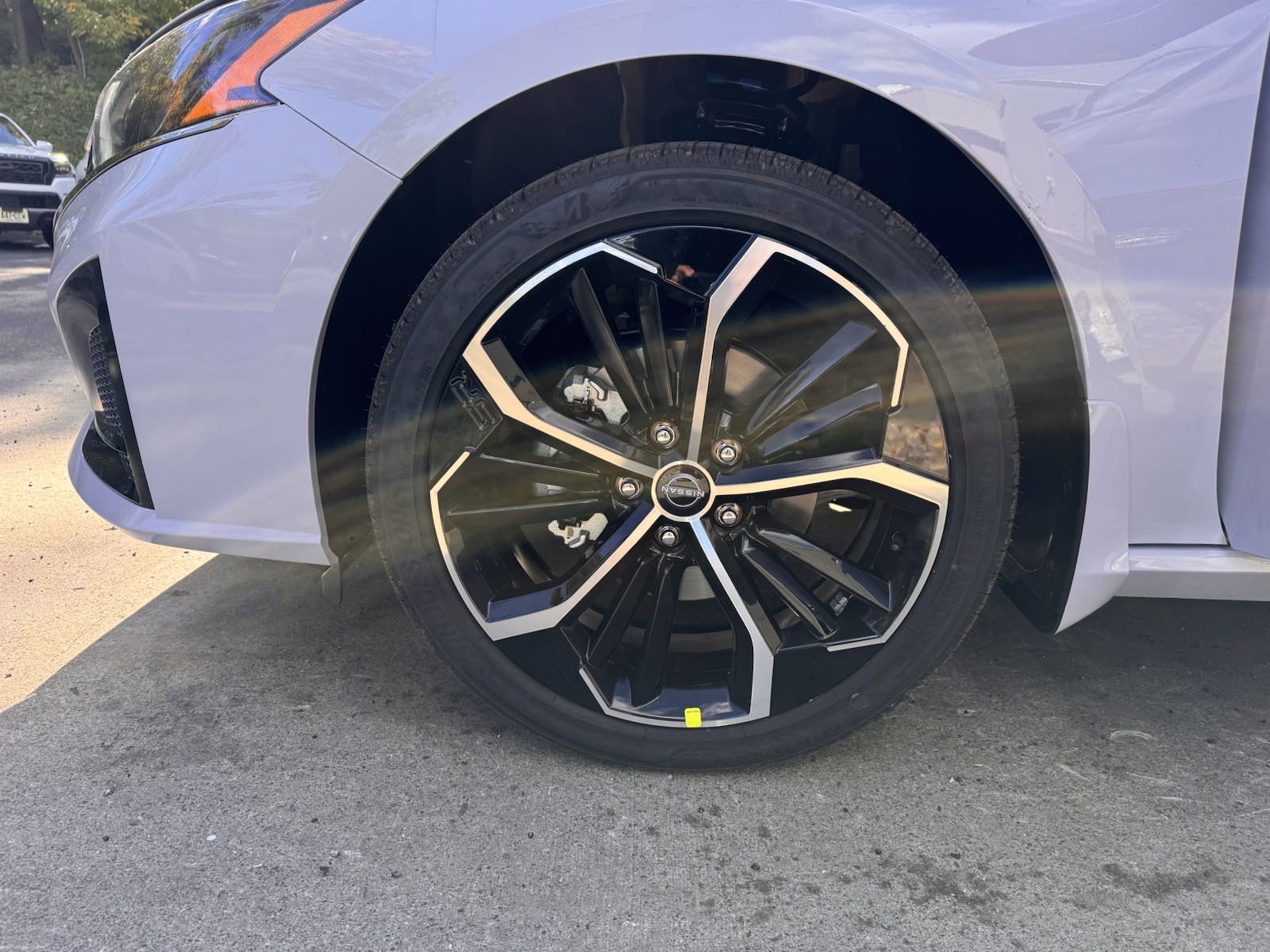 2025 Nissan Altima SR photo 11