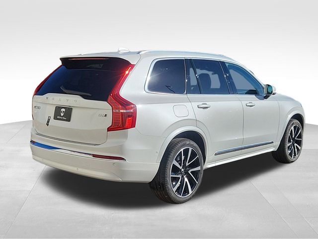 2025 Volvo XC90 Plus photo 3